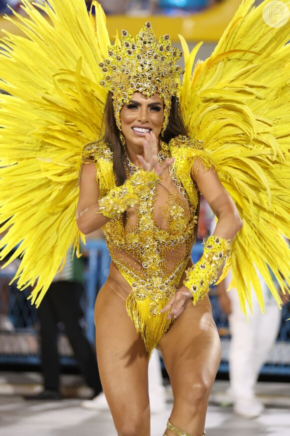 Musa da Mocidade, Erika Schneider usou look amarelo para o Carnaval 2023