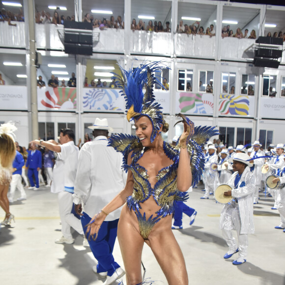Adriane Galisteu foi uma das musas da Portela no Carnaval 2023