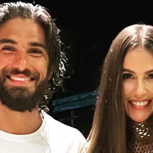 Amigos de Deborah Secco não pouparam elogios ao novo visual da filha da atriz