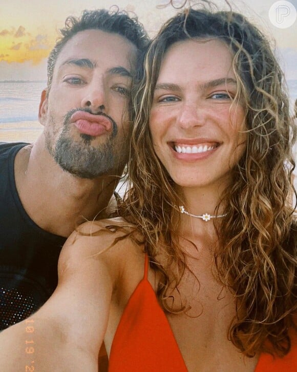 Cauã Reymond e Mariana Goldfarb se separaram em abril de 2023 após 4 anos de casamento e sete de relação
