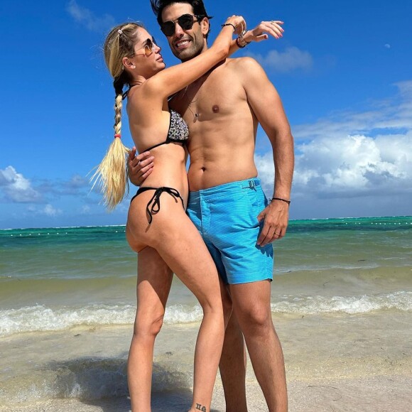  Bárbara Evans é casada com o empresário Gustavo Theodoro