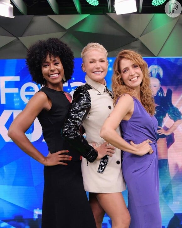 Xuxa, Maju Coutinho e Poliana Abritta nos bastidores do 'Fantástico'