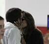 Rafa Kalimann e o namorado, Antonio Bernardo Palheiros: beijo na fila do aeroporto