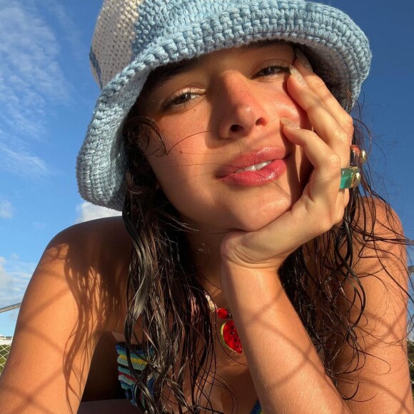 Bruna Marquezine tem 27 anos e segue carreira de atriz desde criança