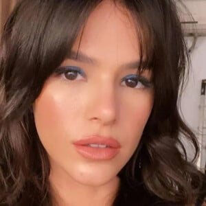 Bruna Marquezine revelou em 2022 que estaria no elenco do filme 'Besouro Azul'