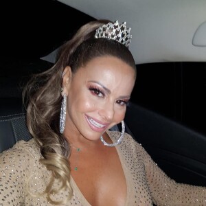 Viviane Araujo acaba de completar 48 anos