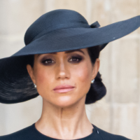 Agora é oficial: Meghan Markle está FORA da coroação do Rei Charles III. Saiba detalhes