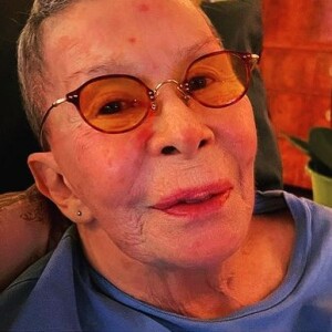 Rita Lee foi diagnosticada com câncer em 2021 e revelou cura um ano depois