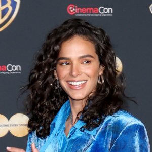 Bruna Marquezine foi uma das atrações da conferência 'CinemaCon', sediada em Las Vegas