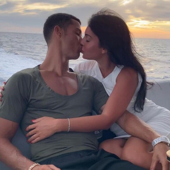 Casamento de Cristiano Ronaldo e Georgina Rodriguez estaria em crise e a imprensa internacional já aponta separação do jogador e da modelo