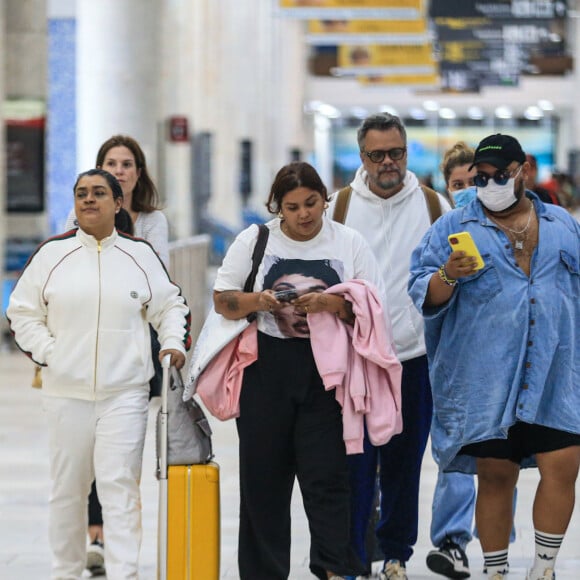 Preta Gil estava com os amigos inseparáveis Gominho e Jude Paulla