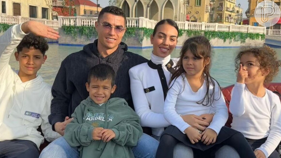 Cirurgia leva Cristiano Ronaldo e a mulher, Georgina Rodriguez, para hospital de Riad, na Arábia Saudita