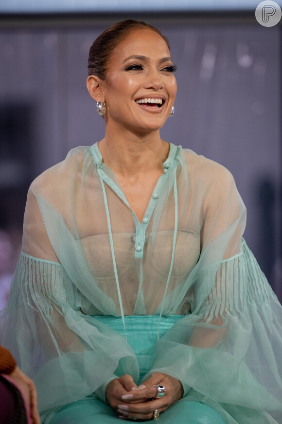 Jennifer Lopez tem 53 anos