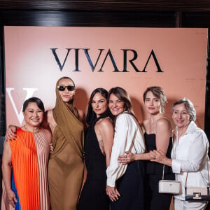 Isis Valverde e Sabrina Sato levaram as mães, Rosalba e Kika, para evento da Vivara. Leticia Colin também foi com a mãe, Analdina