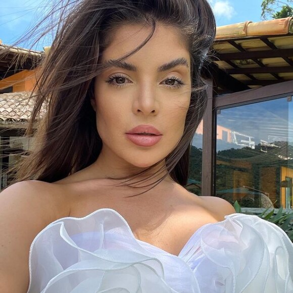 GKay retirou alguns procedimentos estéticos do rosto