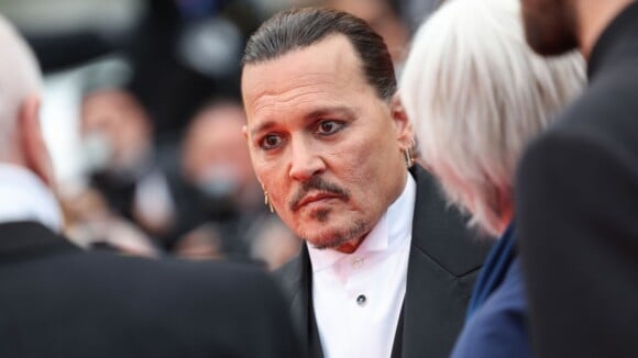 Cuspe, protesto e declaração marcante de atriz: a volta de Johnny Depp a Cannes foi 'babado, confusão e gritaria'