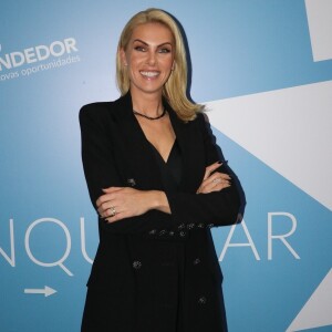 Ana Hickmann negou que estaria prestes a deixar a Record TV