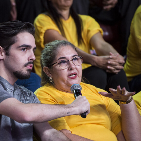 Filho de Faustão, João Guilherme Silva vai apresentar o programa do pai, 'Faustão na Band', por cerca de um mês