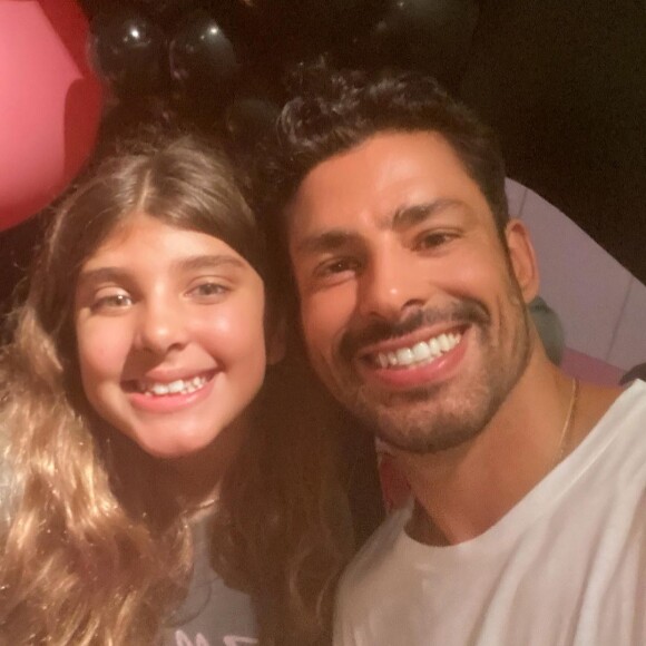 Cauã Reymond publicou fotos do aniversário de 11 anos de Sofia
