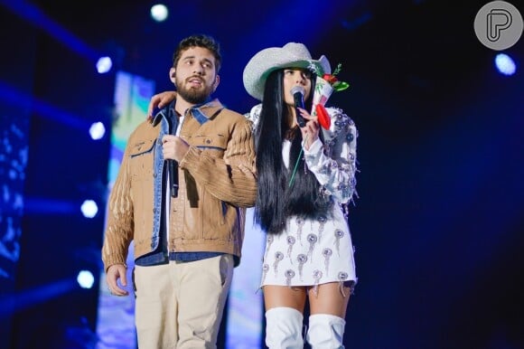 Ana Castela subiu ao palco de Gustavo Mioto em show em Portugal