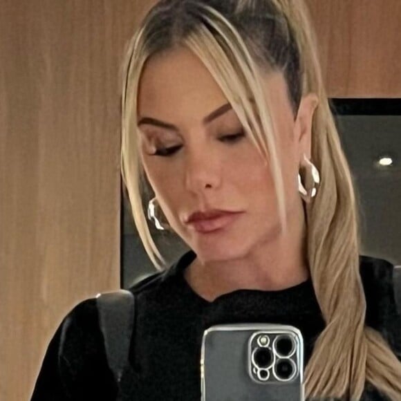 Poliana Rocha gosta de compartilhar sua rotina com os seus seguidores do Instagram.
