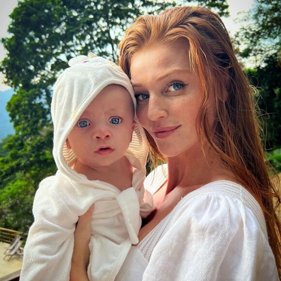 Cintia Dicker é casada com Pedro Scooby e tem uma filha com o surfista