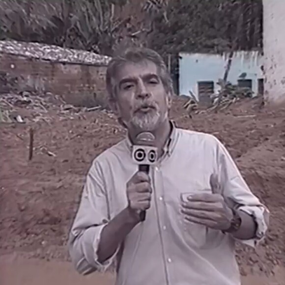 Domingos atuando como repórter da Globo para o Jornal Nacional.