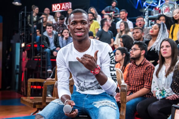 Vinicius Jr. tem 22 anos e joga no Real Madrid