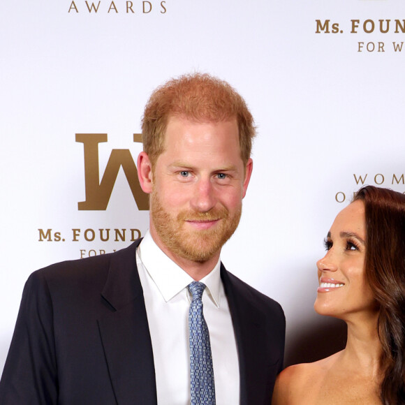Príncipe Harry e Meghan Markle se casaram em 2018 e em 2020 abriraram mão dos postos na Família Real