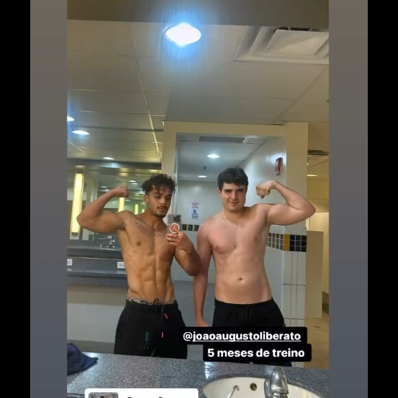 Filho de Gugu, João Augusto Liberato mostrou corpo diferente após 5 meses de treinos