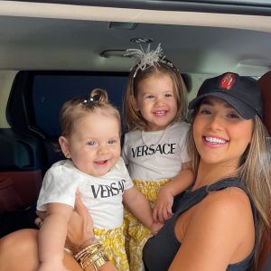 Virginia Fonseca compartilha fotos da rotina com as filhas, Maria Alice (2 anos) e Maria Flor (7 meses)