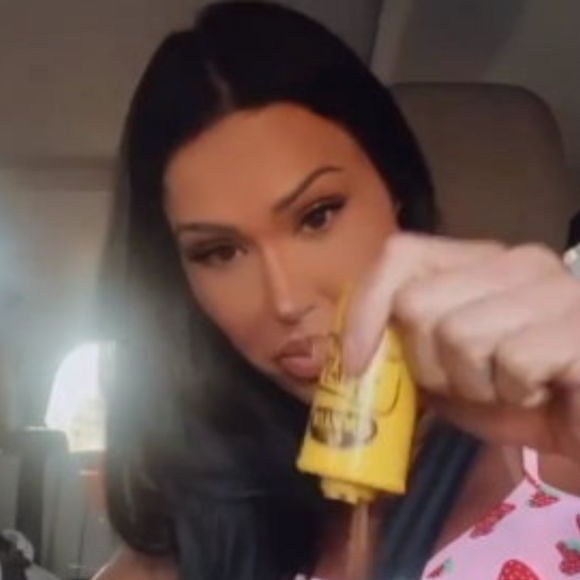 Gracyanne Barbosa revelou que adiciona canela para comer batata doce quando ela já parece estragada. O objetivo é mascarar o gosto azedo