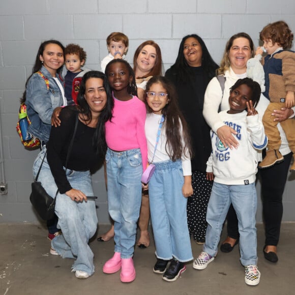 'Disney On Ice': Bless, Titi e Zyan, filhos de Bruno Gagliasso e Giovanna Ewbank, curtem espetáculo no Rio de Janeiro