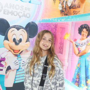 'Disney On Ice': Eva, filha de Angélica e Luciano Huck, assiste a espetáculo mágico