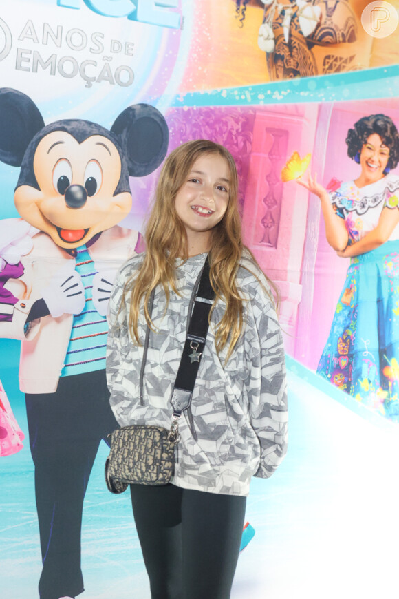 'Disney On Ice': Eva, filha de Angélica e Luciano Huck, assiste a espetáculo mágico