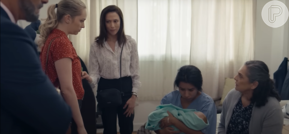 Yeni (Shaní Lozano) consegue guarda dos filhos no final de 'Laços Maternos'