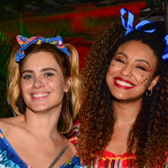 Arraiá da novela 'Vai na Fé' reúne Carolina Dieckmann, Sheron Menezzes e mais atores e looks vão te inspirar!