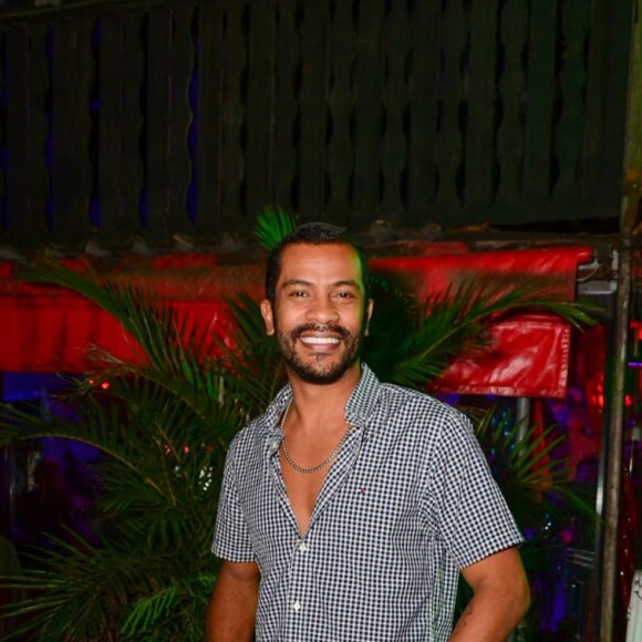 Festa junina da novela 'Vai na Fé': Samuel de Assis apostou em uma produção básica
