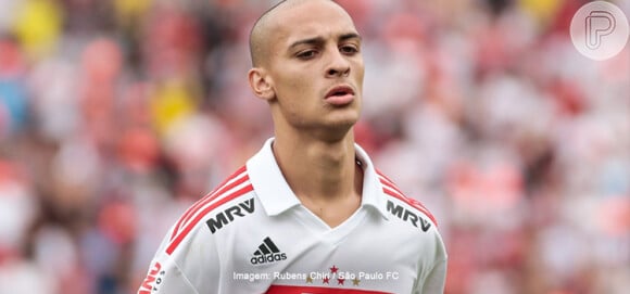 Antony começou jogando como atleta da base do São Paulo Futebol Clube.