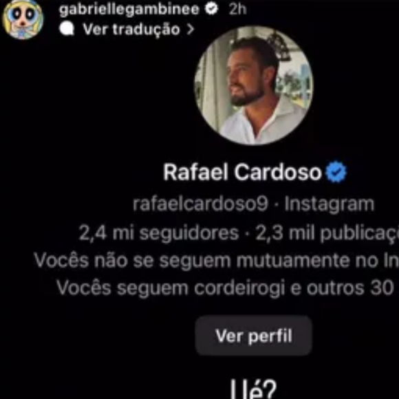 Print de Rafael Cardoso e Gabrielle Gambine: ator faz uma série de perguntas, como idade e cidade. Ela responde aparentemente meio desinteressada, mas ele insiste