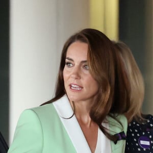 Kate Middleton: a bolsa da Princesa de Gales está disponível por R$ 12.889 no site FARFETCH