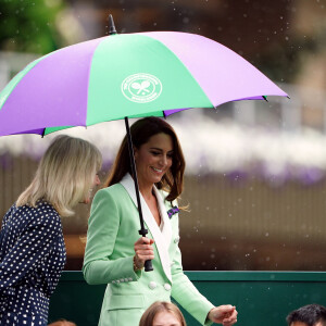 Kate Middleton fez uma referência a um look icônico da Princesa Diana