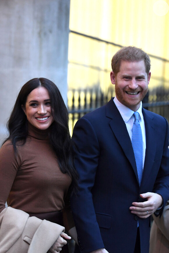 'Tão bom ver meus amigos Harry e Meghan na sexta-feira antes de eles viajarem no fim de semana. Por favor, não acreditem na mídia', disse o fotógrafo