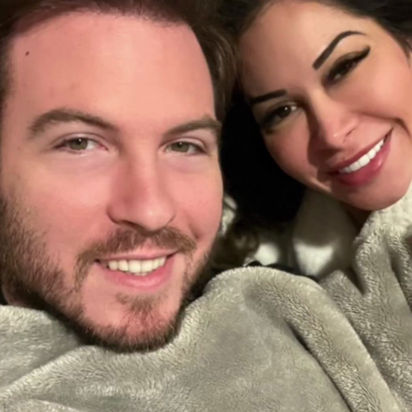 Após Maíra Cardi simular filha com IA, Thiago Nigro disse que quer ter três filhos com ela 