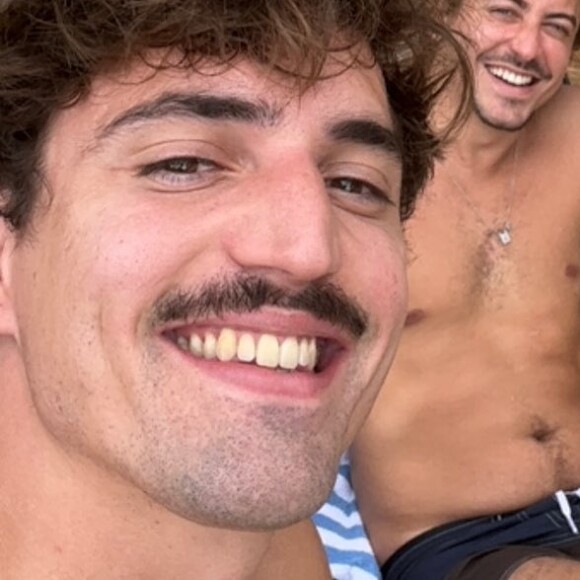 Jesuita Barbosa tinha um relacionamento aberto na época que começou a namorar Cícero Ibeiro