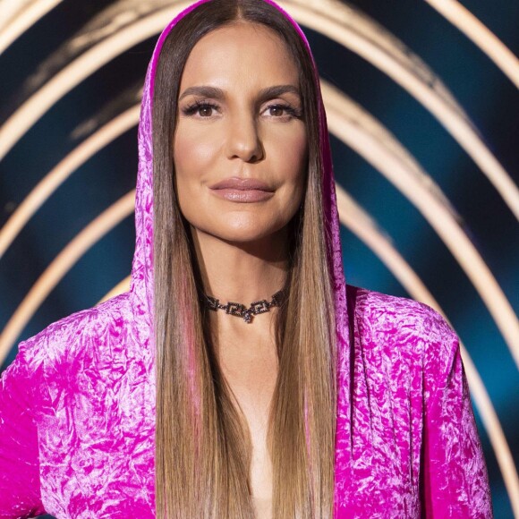 Ivete Sangalo lamentou a confusão ocorrida em seu trio no Fortal na noite de sábado, 22 de julho de 2023