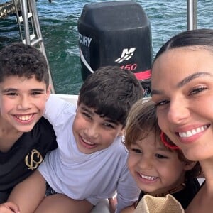 Isis Valverde posa com os filhos de Marcus Buaiz, José Marcus e João Francisco, frutos do casamento com Wanessa Camargo