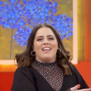 Tati Machado entrou no lugar de Manoel Soares no 'Encontro', mas logo ela substituiu Patrícia Poeta quando a apresentadora entrou de férias.