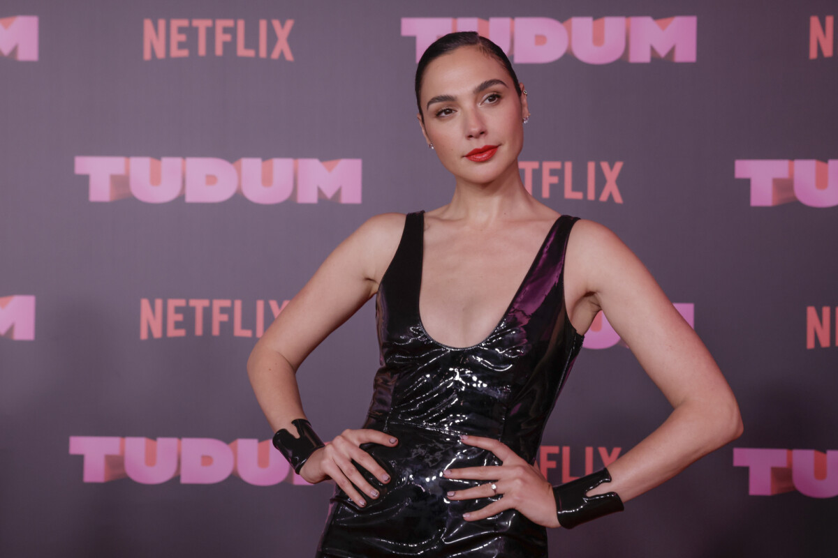 Foto Gal Gadot A Rainha Má Do Live Action De Branca De Neve