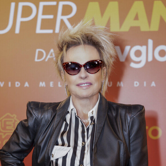 Ana Maria Braga largou o cigarro, entregou Xuxa em recente ida ao 'Mais Você'